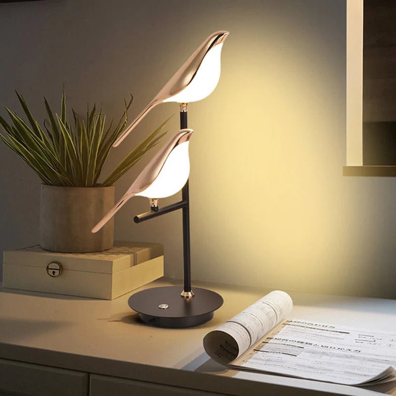 Desk Lamp Modern LED Bird Table Lamp Gold Metal Decor